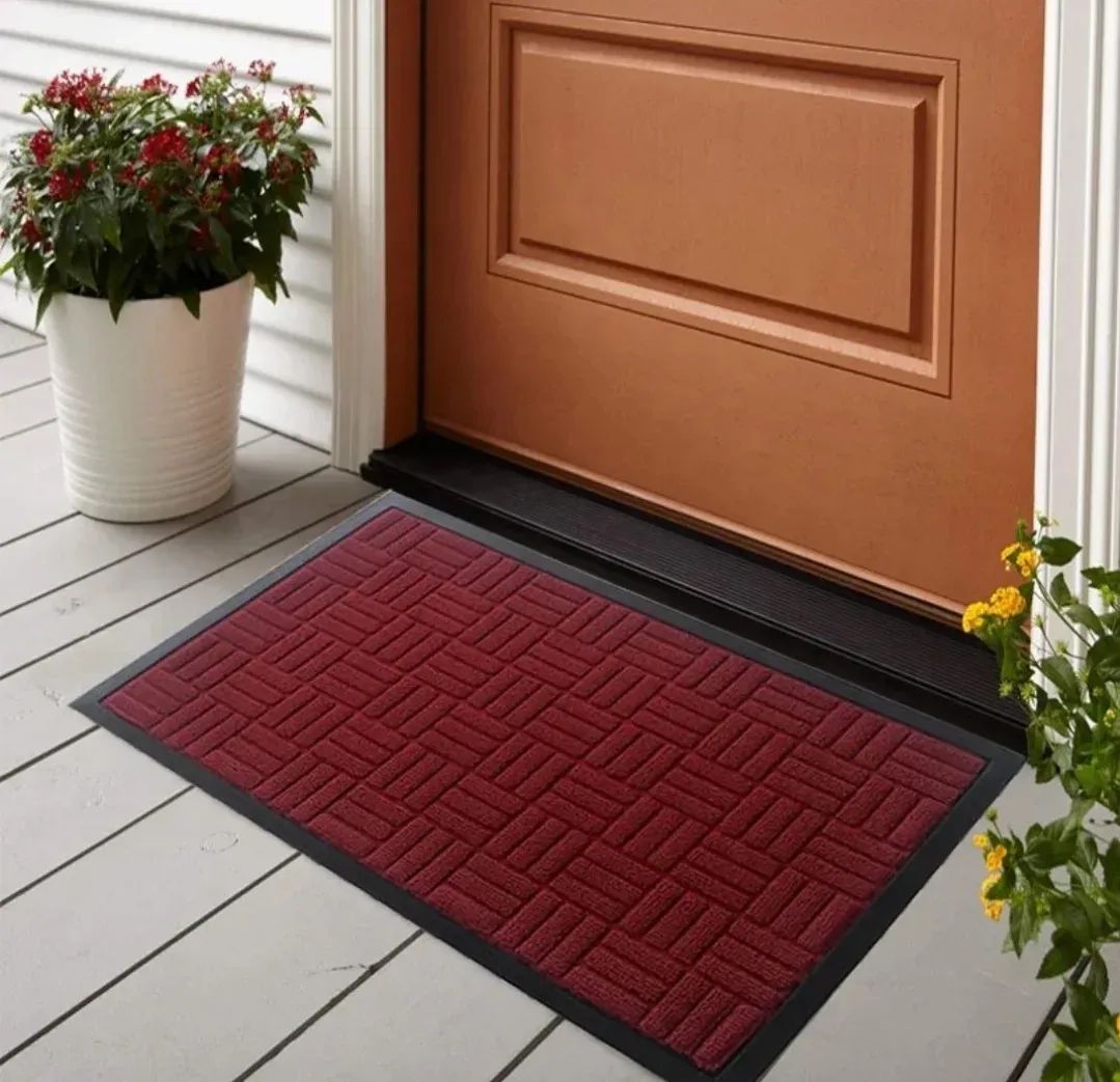 Rubber door mat