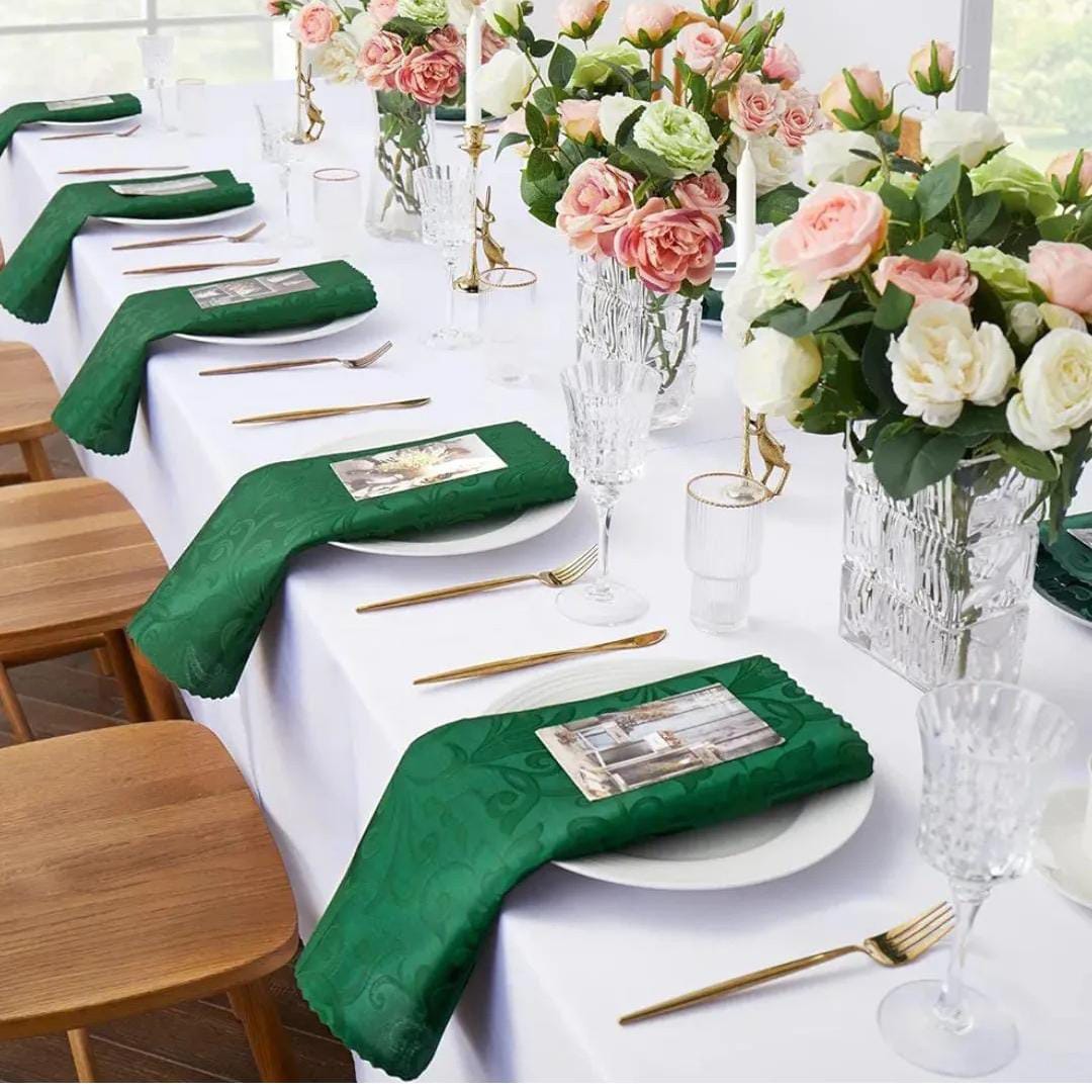 Themed dining napkins