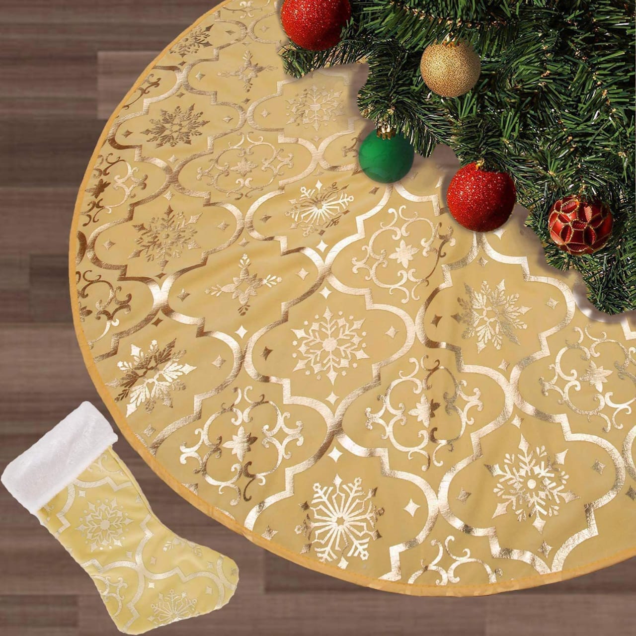 Premium Quality Christmas tree skirt and socks set