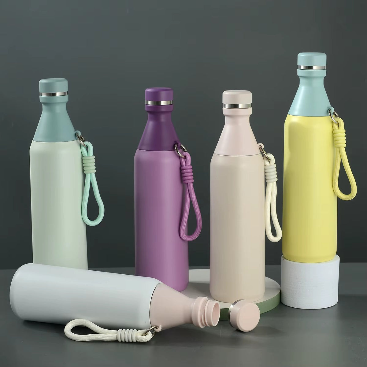 *Bowling Ball-Shaped Removable 304 Stainless Steel Insulated Water Bottle for Outdoor Portable Sports 500ml