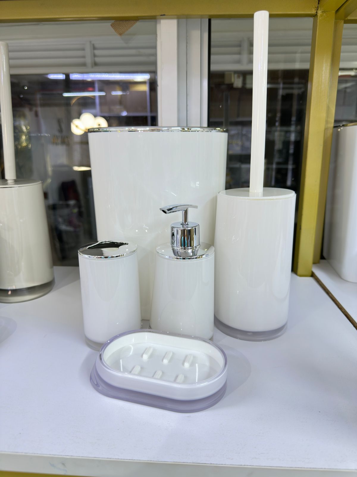 Modern luxury bathroom 5 piece accessory set