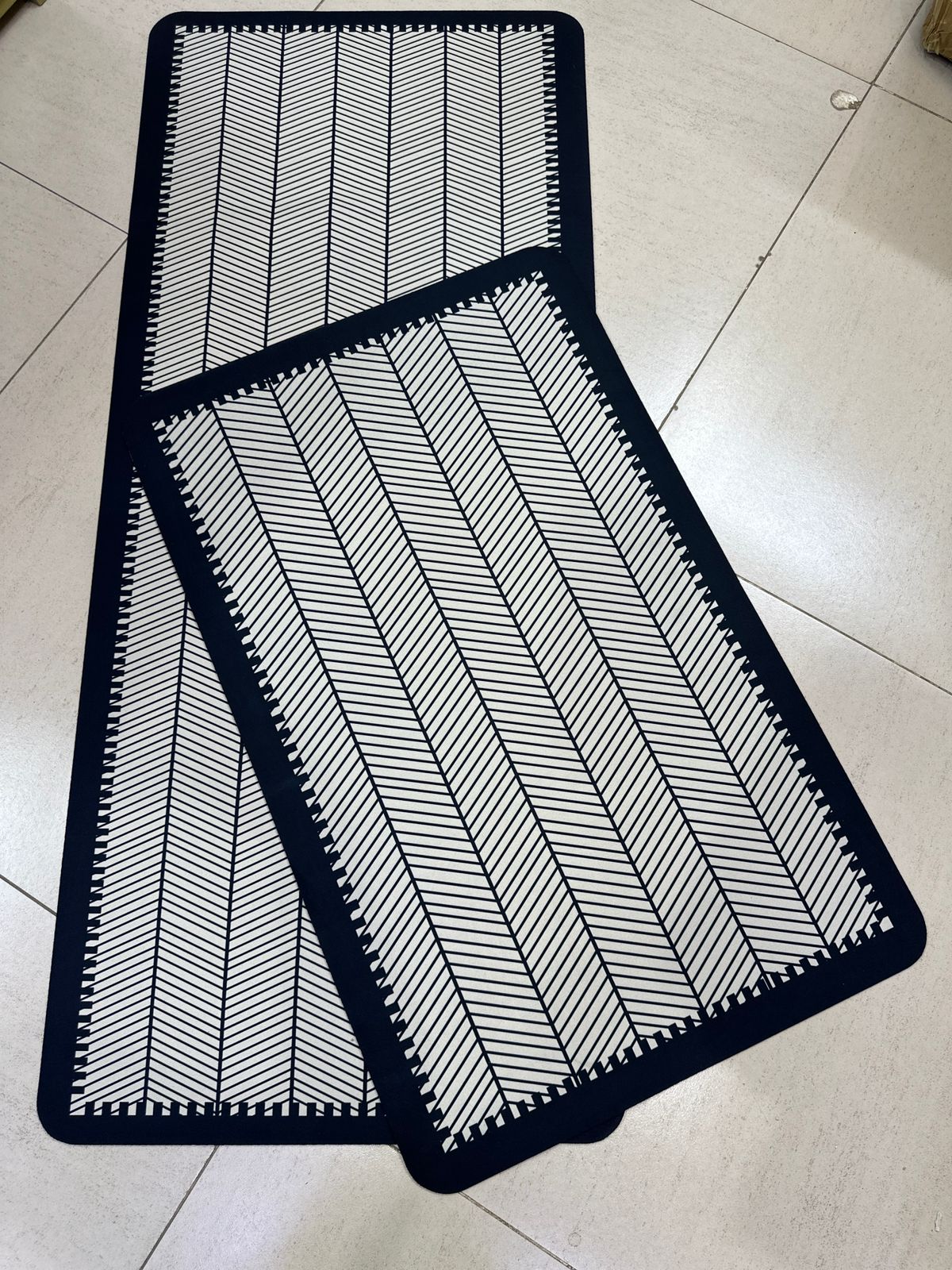 2 pc set rubber ( diatom) kitchen mats
