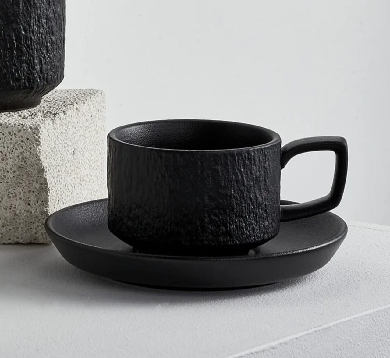 European textured Matte ceramic Cappuccino coffee cup set with saucers