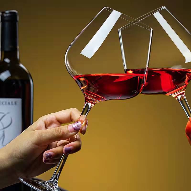 Elegant Burgundy Crystal Wine glass