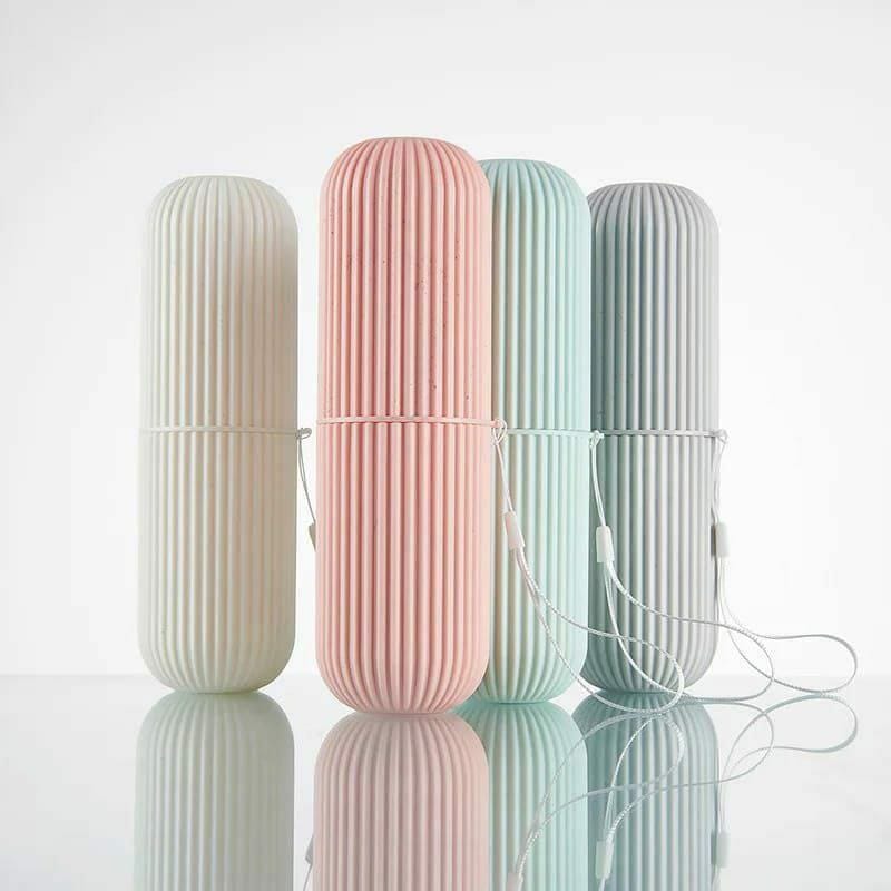 Portable travel toothbrush holder