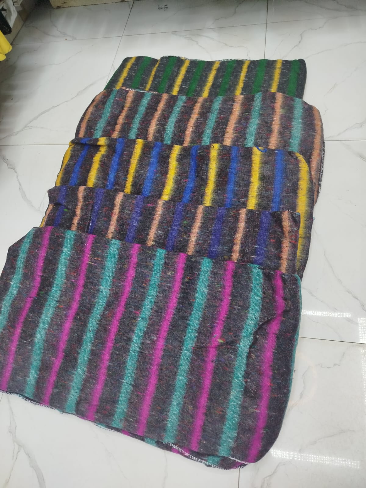 Light school blankets