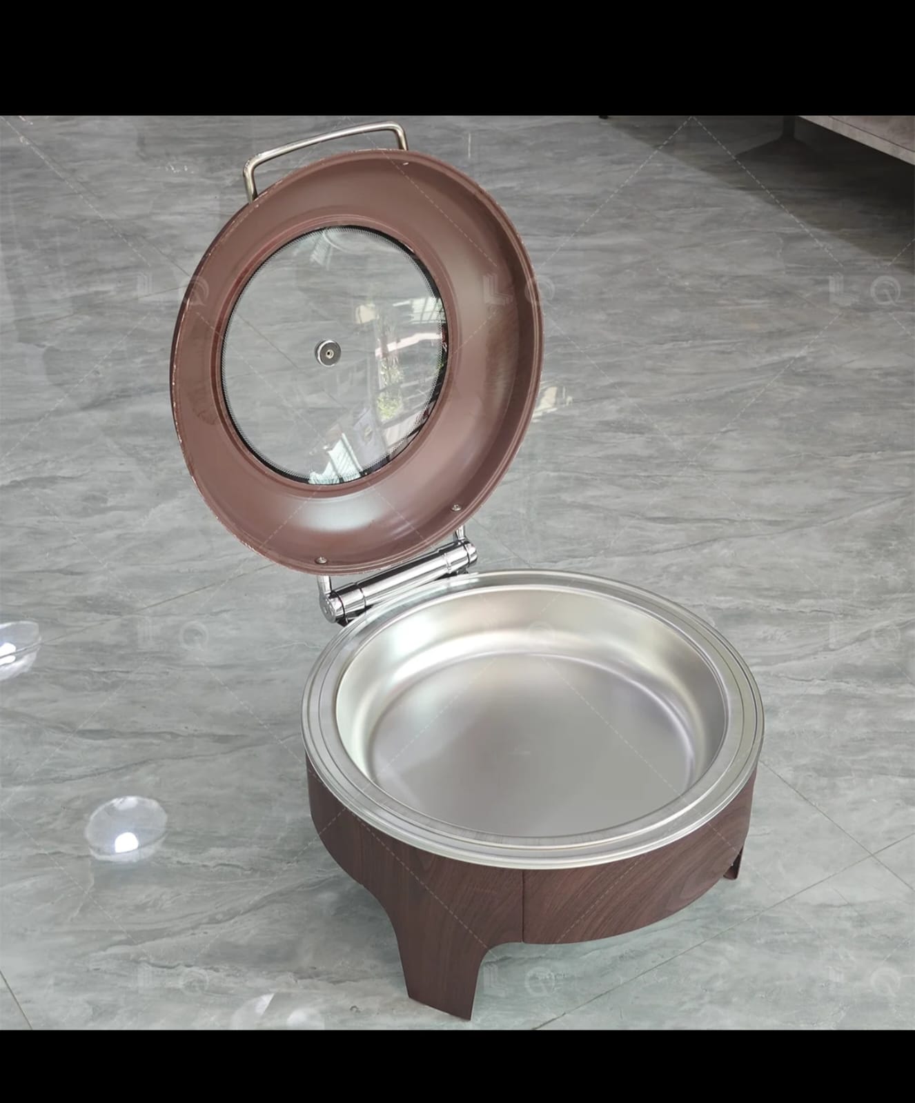 LUXURY ROUND CHAFING DISH - WOODEN BROWN FINISH