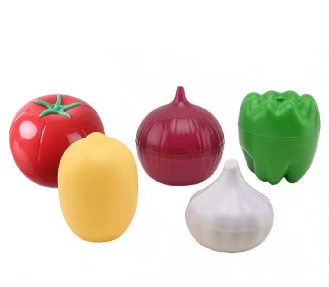 Food storage containers