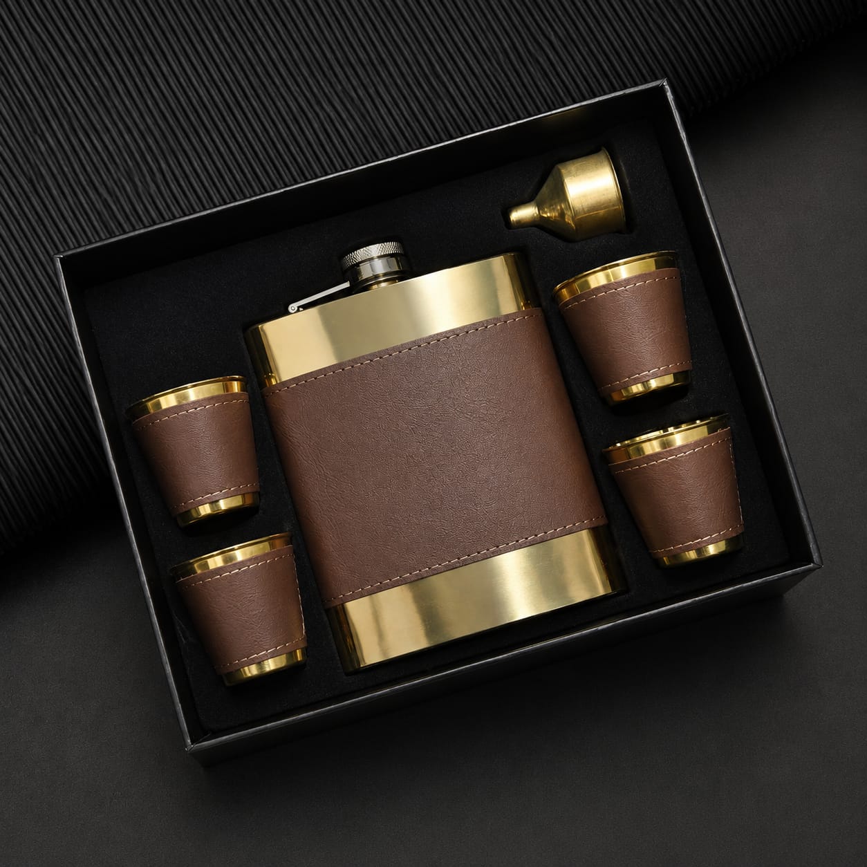 Golden Brown Leather-Covered Whiskey Flasks Gift Set