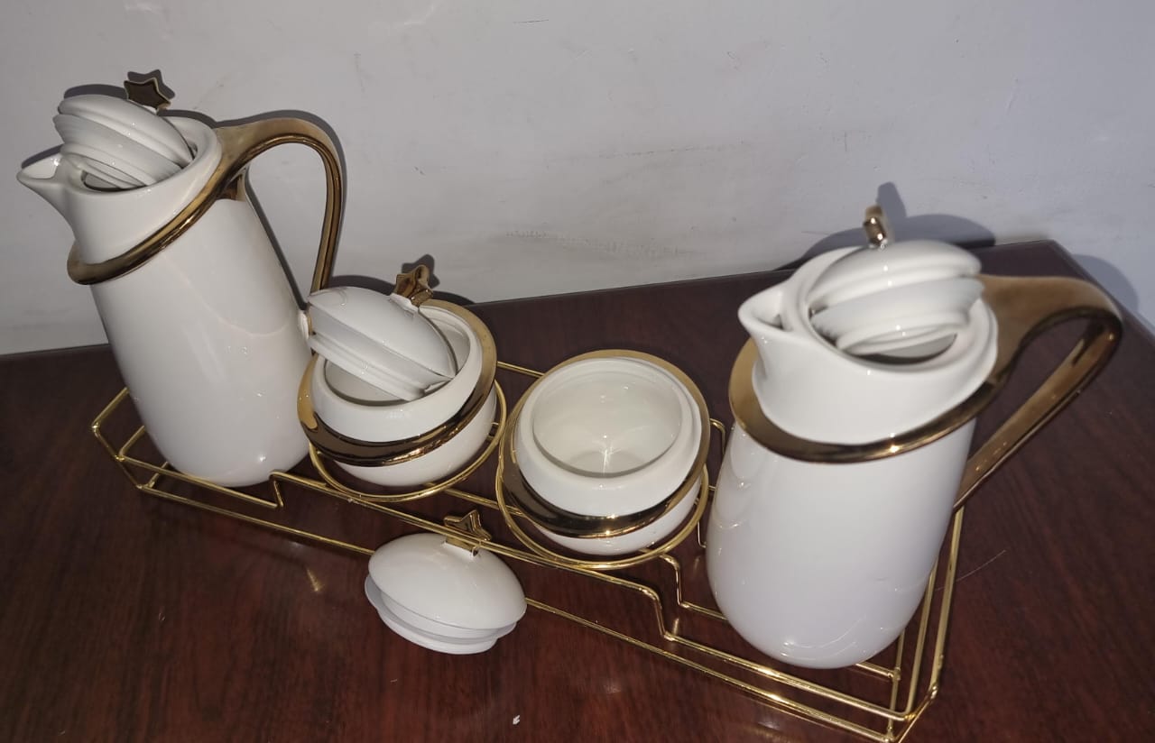 7pc  ceramic golden  set (2 jugs 840ml ; 2 sugar dishes 220ml; air tight lid