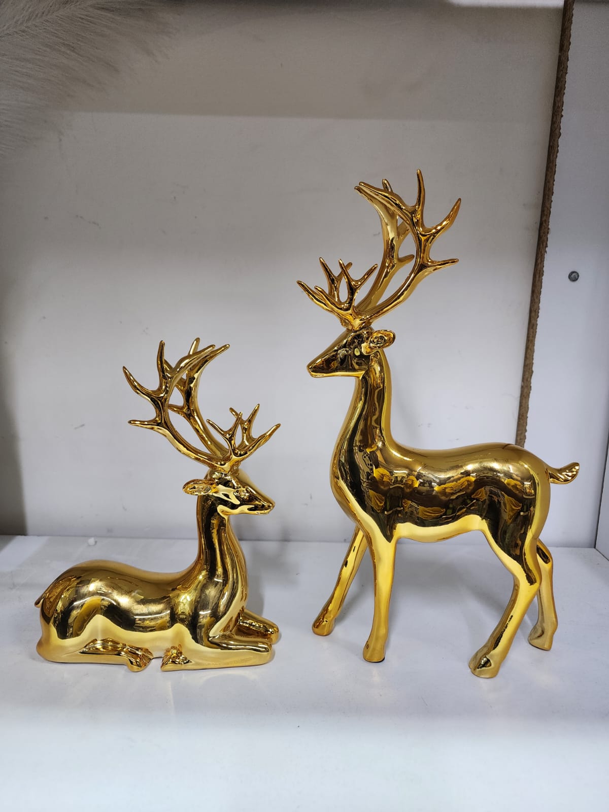 2pcs European Style Fashionable Gold Electroplated Resin Deers for Home and office